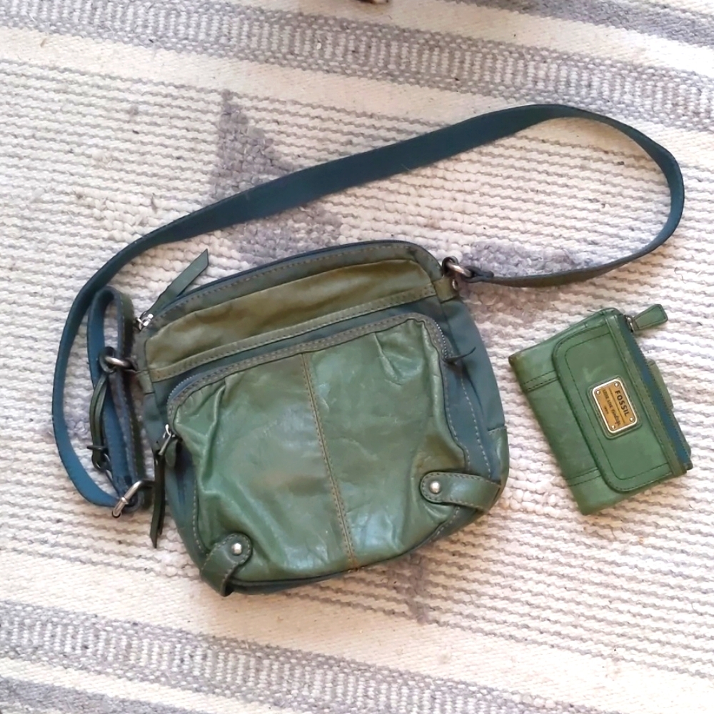 Fossil purse and wallet combo